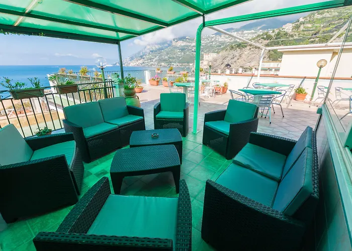 Baia Otel Maiori