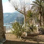 Baia Hotel 2*
