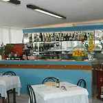 Hotel Baia 2*