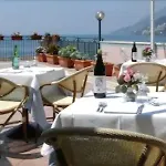 Baia Hotel 2*