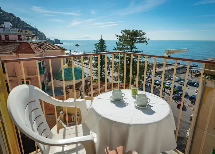 Hotell Baia Maiori